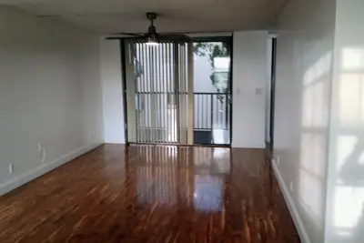 3550 Blue Lake Dr #405, Pompano Beach: photo 1 of 5
