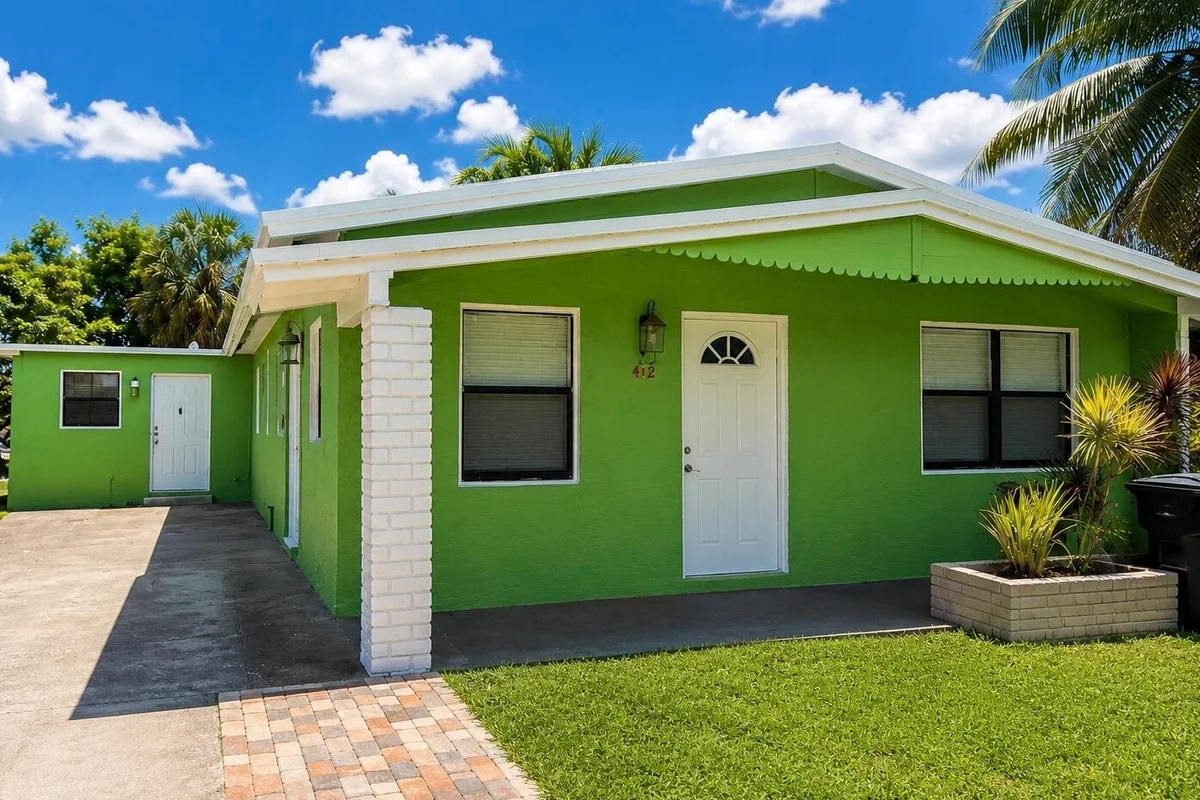 412 NE 2nd St, Boynton Beach: photo 1 of 1