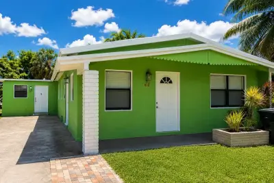 412 NE 2nd St, Boynton Beach: photo 1 of 1