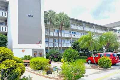 2903 Victoria Cir #O4, Coconut Creek: photo 1 of 62