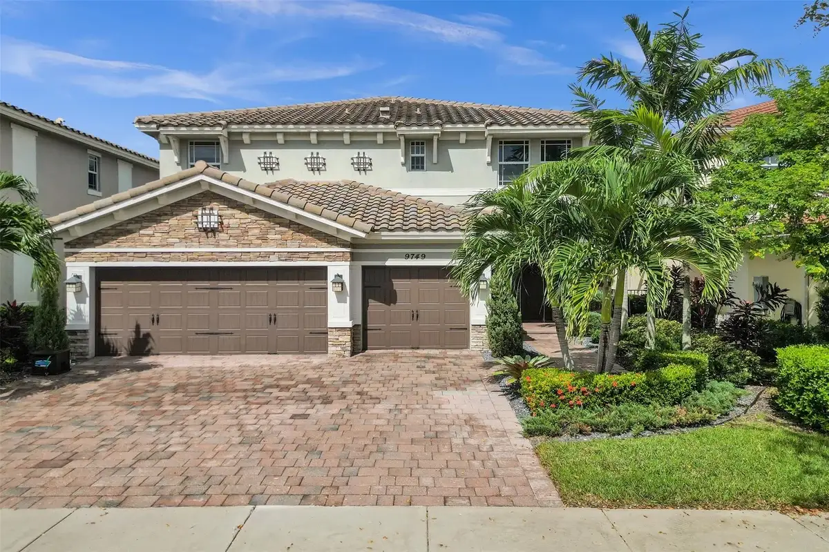 9749 Blue Isle #BAY, Parkland: photo 1 of 100