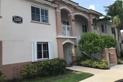 1270 SE 26th St #205, Homestead: photo 1 of 9
