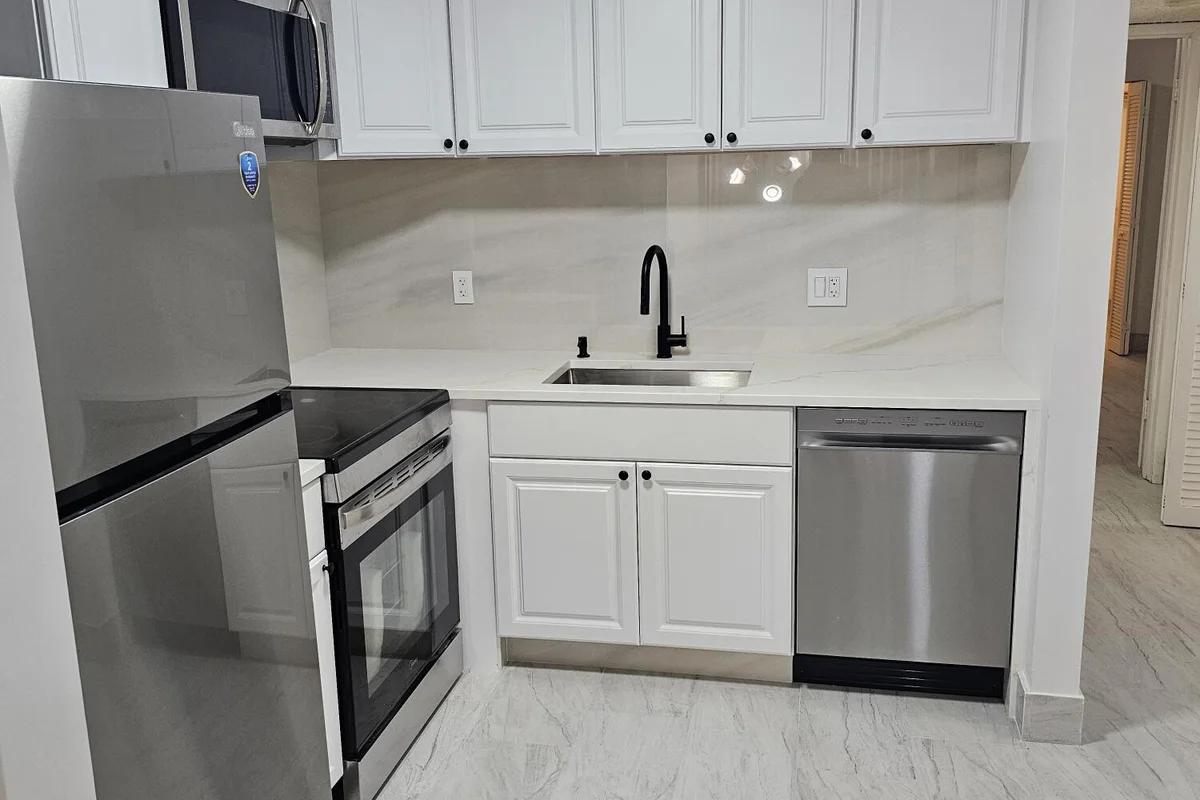 555 Purdy Ln #114, Palm Springs: photo 1 of 12