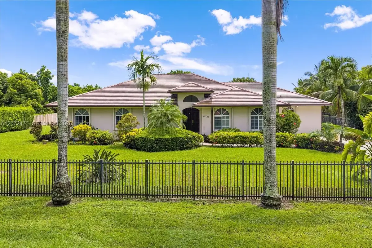 15720 SW 252nd St, Homestead: photo 1 of 52