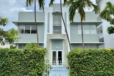 900 Jefferson Ave #16, Miami Beach: photo 1 of 12