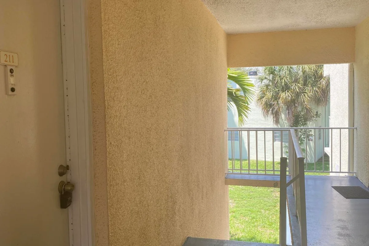 409 Executive Center Dr #211, West Palm Beach: photo 1 of 47
