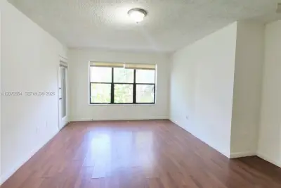 4241 W Mcnab Rd #27, Pompano Beach: photo 1 of 18