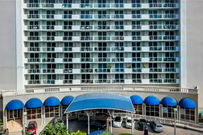 19201 Collins Ave #643, Sunny Isles Beach: photo 1 of 1