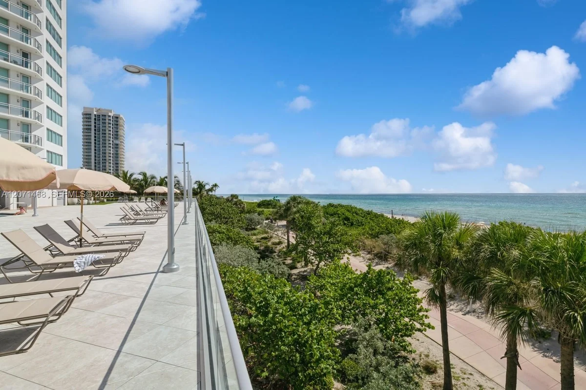 7135 Collins Ave #1125, Miami Beach: photo 1 of 30