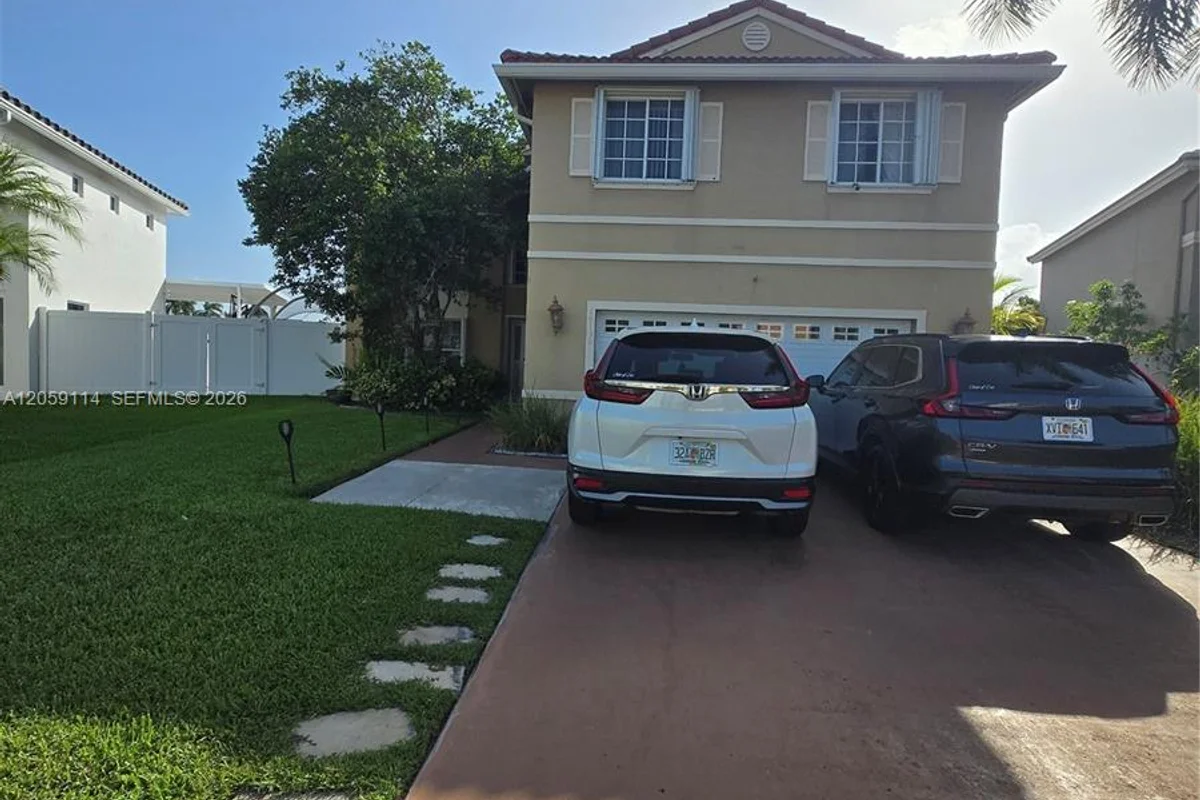 19130 NW 10th St, Pembroke Pines: photo 1 of 70