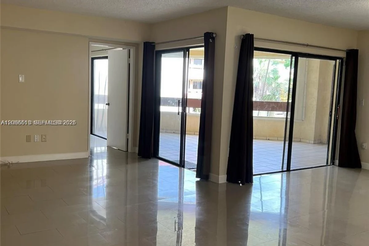 8830 SW 123rd Ct #I303, Miami: photo 1 of 20