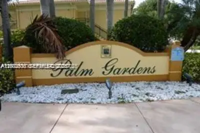 7330 NW 114th Ave #107-5, Doral: photo 1 of 9