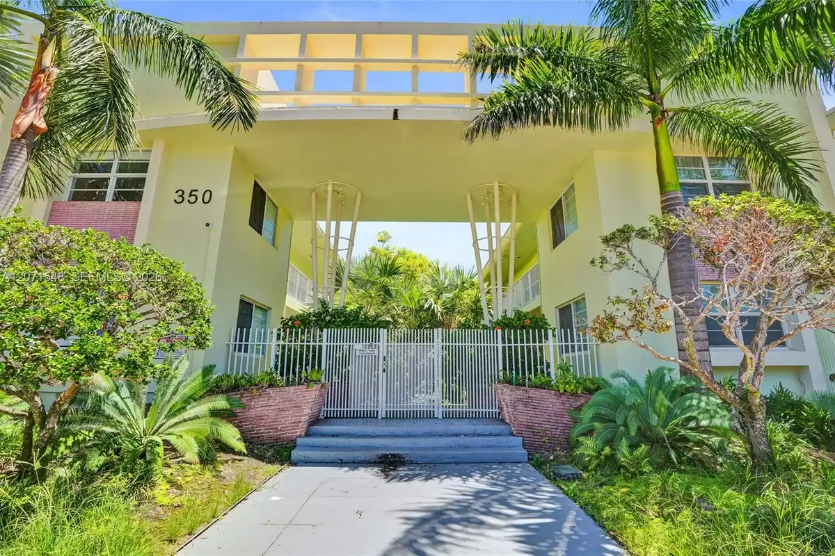 350 S Shore Dr #12, Miami Beach: photo 1 of 18