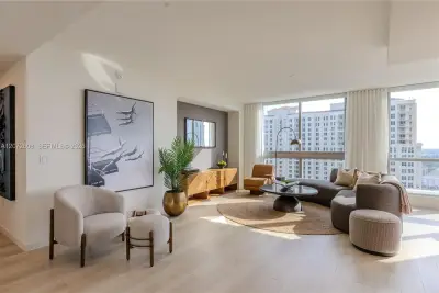 333 S New River Dr E #1410, Fort Lauderdale: photo 1 of 17