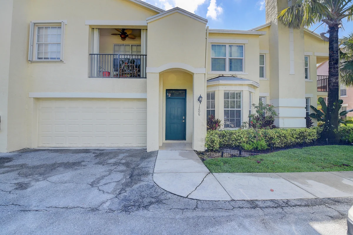 1206 Belmont Pl, Boynton Beach: photo 1 of 29