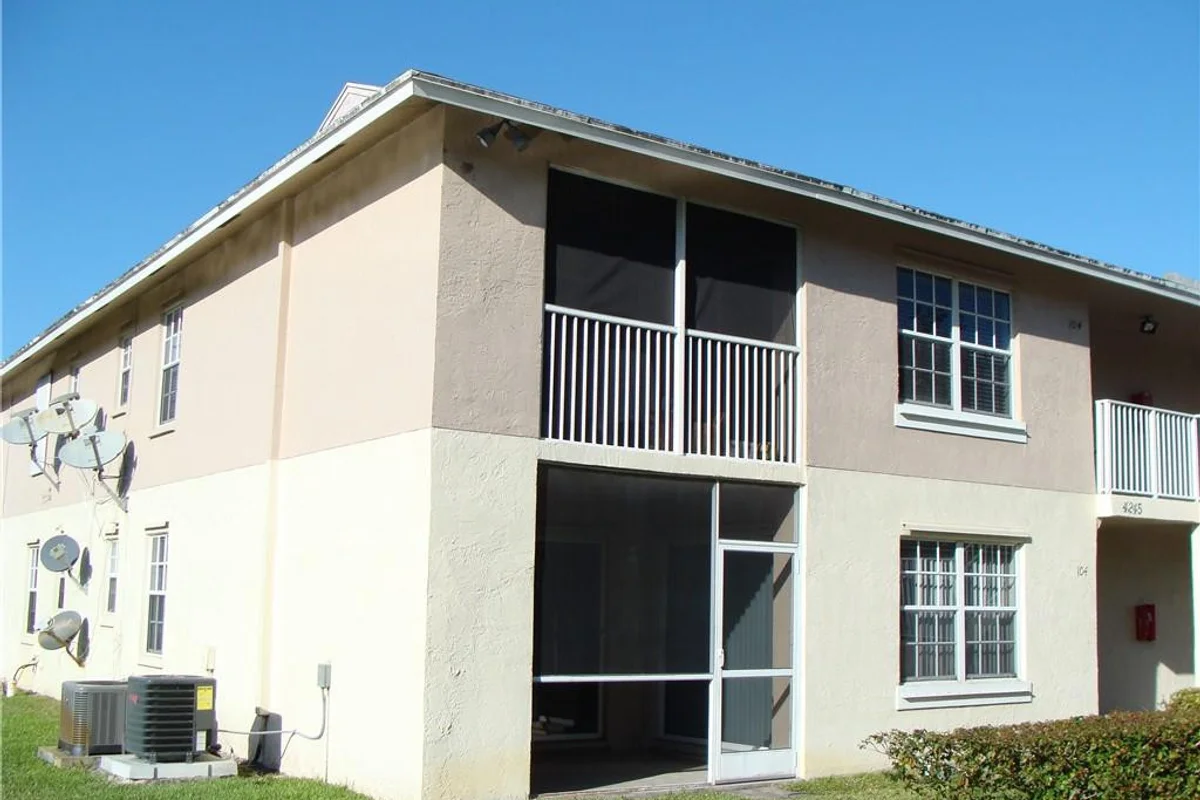 4245 S 57th Ave #104W, Greenacres: photo 1 of 25