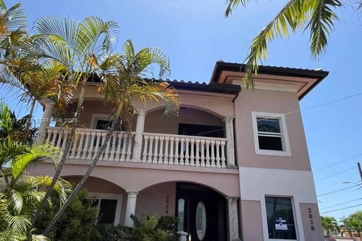2836 SW 2nd St #2, Miami: photo 1 of 16