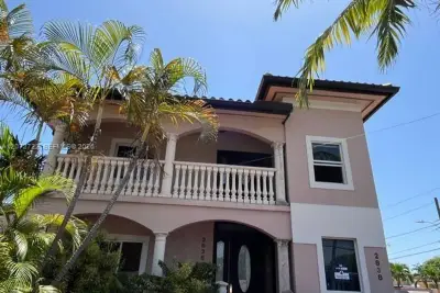 2836 SW 2nd St #2, Miami: photo 1 of 16