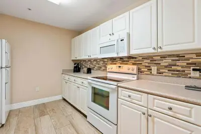 1200 Town Center Dr #425, Jupiter: photo 1 of 14