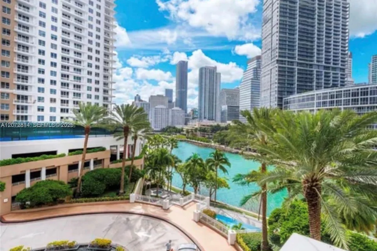 901 Brickell Key Blvd #702, Miami: photo 1 of 19