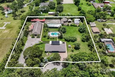 18200 SW 48th St, Southwest Ranches: photo 1 of 51