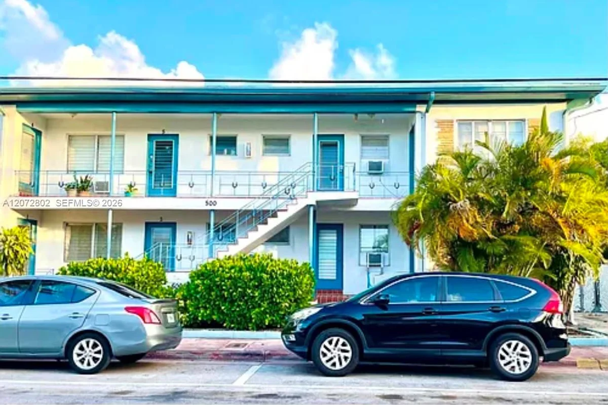 500 77th St #3, Miami Beach: photo 1 of 21