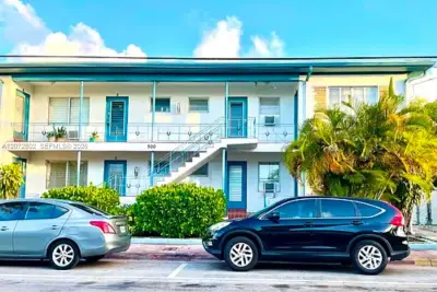 500 77th St #3, Miami Beach: photo 1 of 21