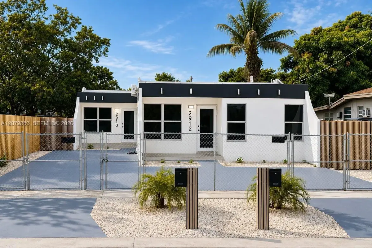 2912 NW 32nd St, Miami: photo 1 of 1