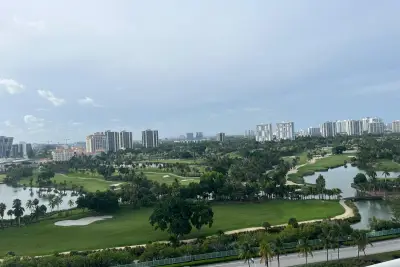 3300 NE 192nd St #1706, Aventura: photo 1 of 29