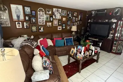 10350 SW 220th St #241, Cutler Bay: photo 1 of 8