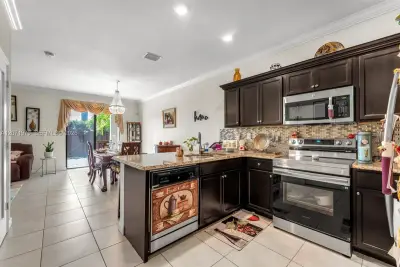 11472 SW 254th St, Homestead: photo 1 of 45