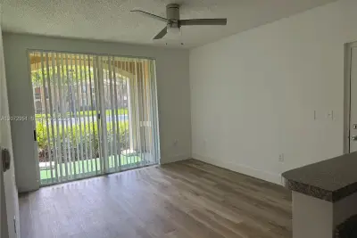 8010 N Nob Hill Rd #108, Tamarac: photo 1 of 17