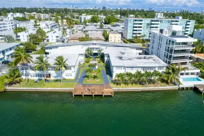 1940 Bay Dr #6, Miami Beach: photo 1 of 16