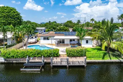 1620 SW 4th Ave, Pompano Beach: photo 1 of 35