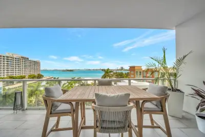 2020 N Bayshore Dr #708, Miami: photo 1 of 75