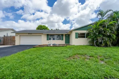 6740 NW 26th Ave, Fort Lauderdale: photo 1 of 17