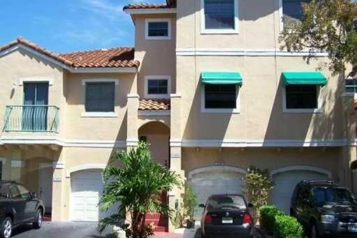 12695 NW 14th Pl, Sunrise: photo 1 of 30