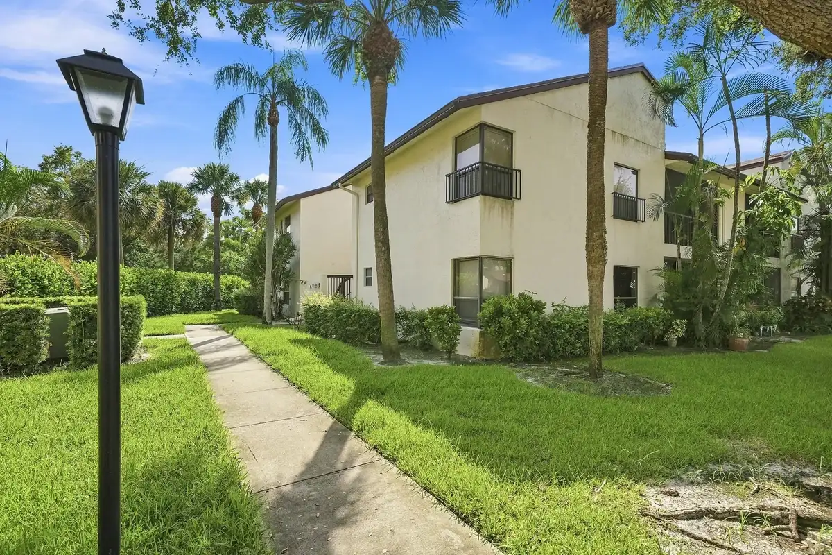 2581 Carambola Cir N, Coconut Creek: photo 1 of 50