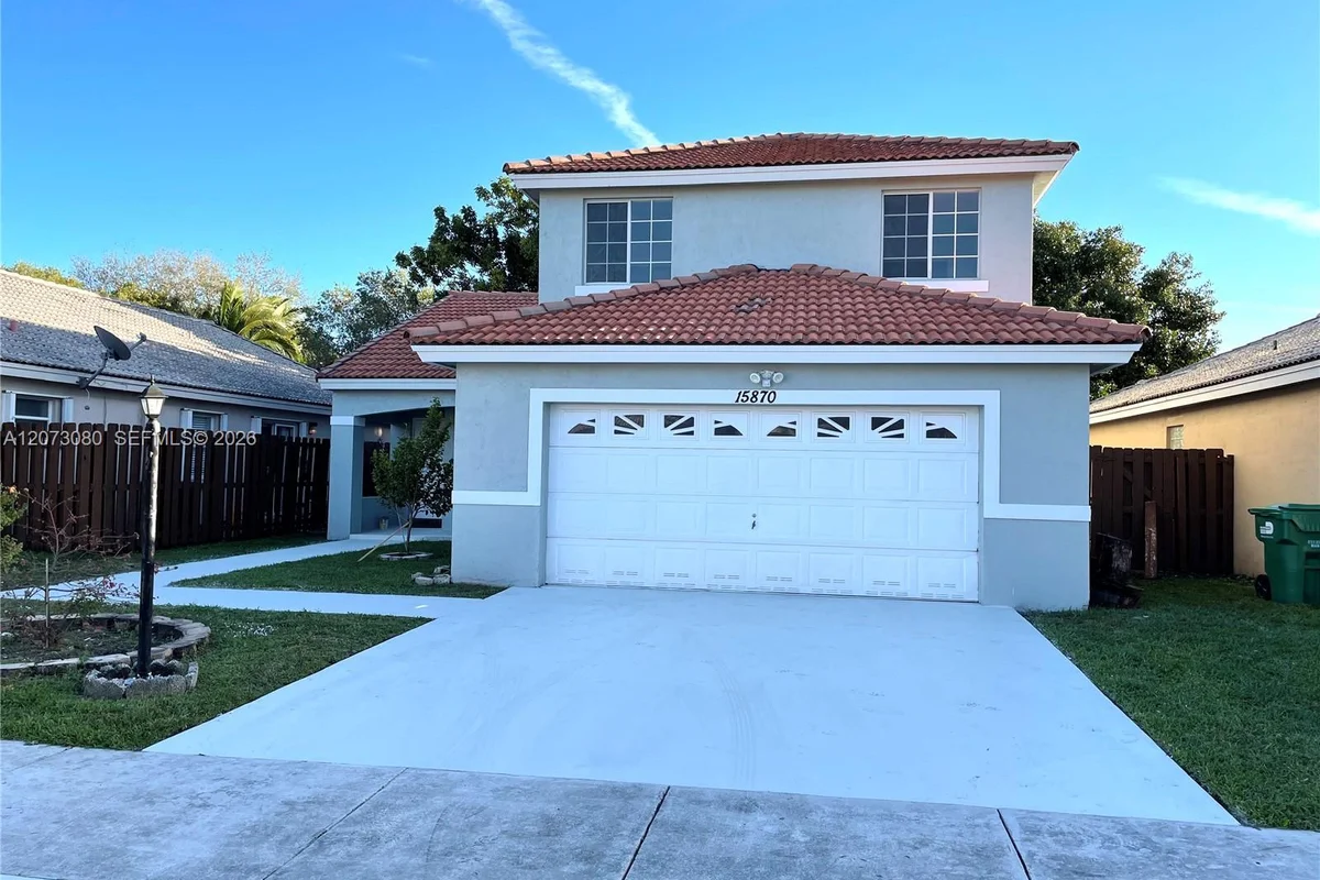 15870 SW 85th Ln, Miami: photo 1 of 14