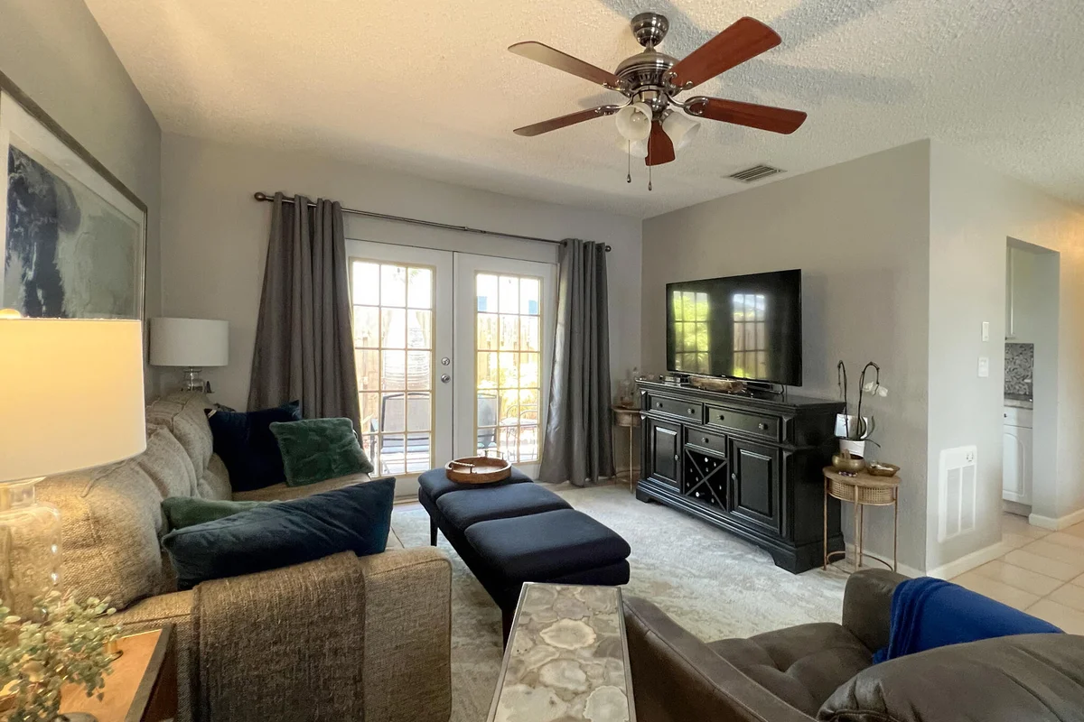 5932 NE 17th Rd, Fort Lauderdale: photo 1 of 17