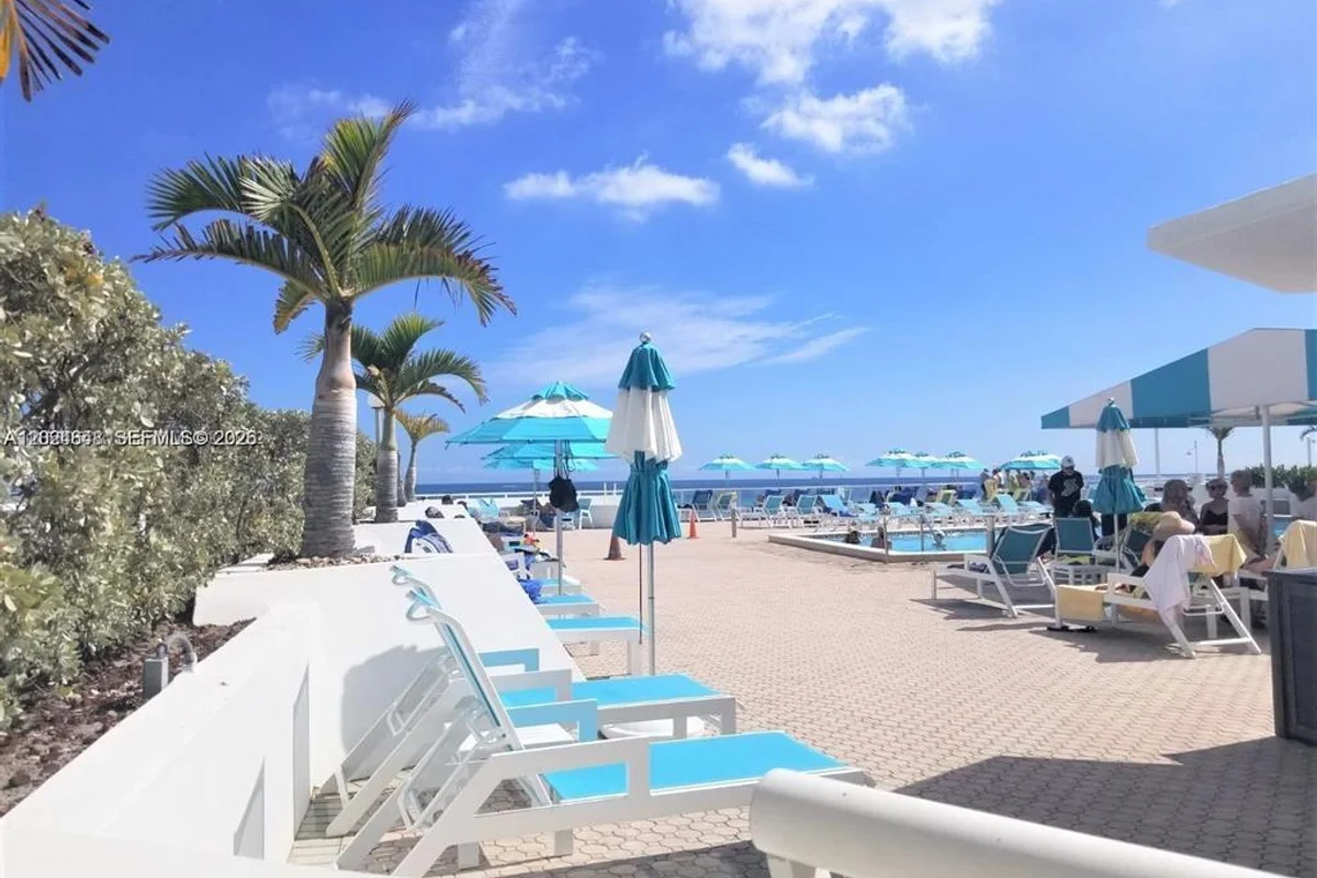 3140 S Ocean Dr #210, Hallandale Beach: photo 1 of 16