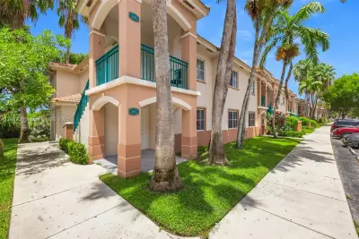 2930 SE 12th Rd #101-31, Homestead: photo 1 of 36
