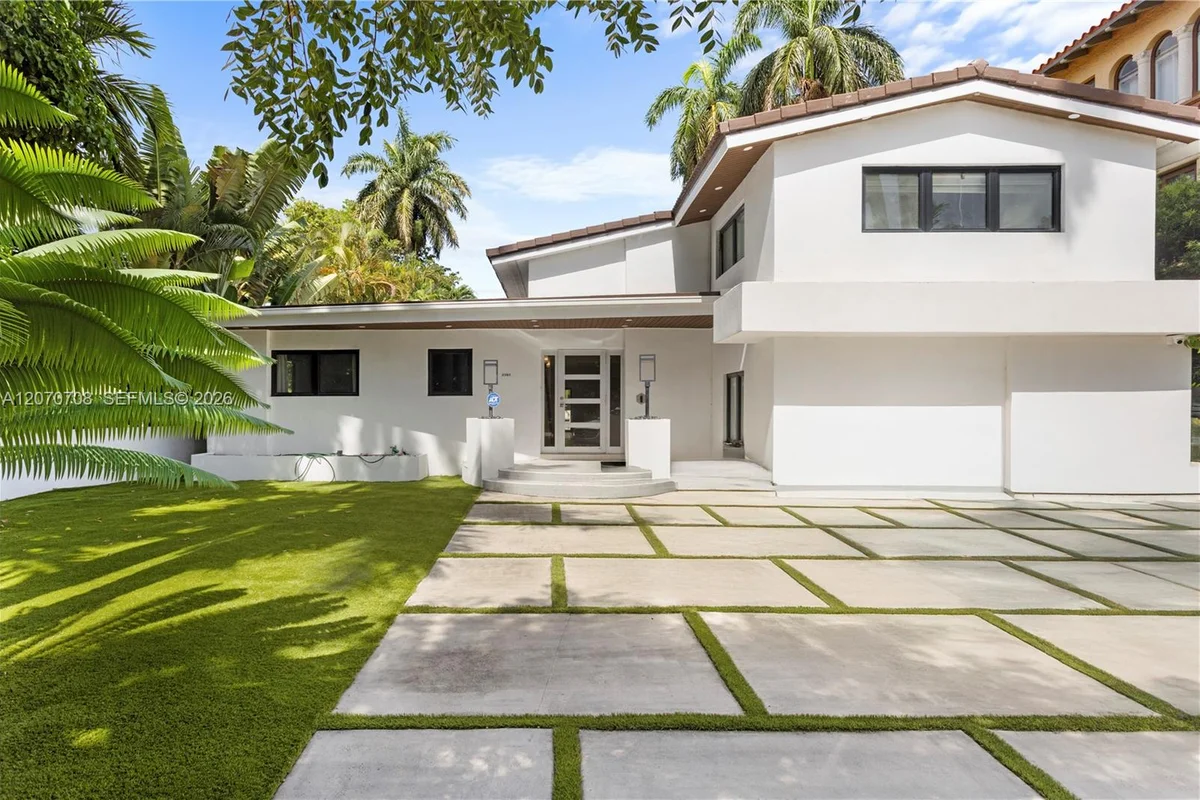 2388 Prairie Ave, Miami Beach: photo 1 of 42