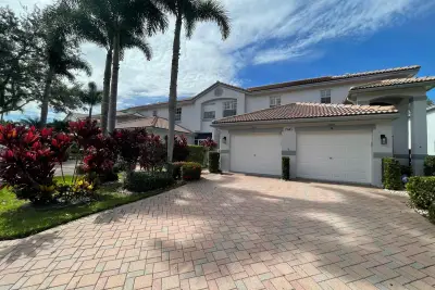7941 Laina Ln #2, Boynton Beach: photo 1 of 56