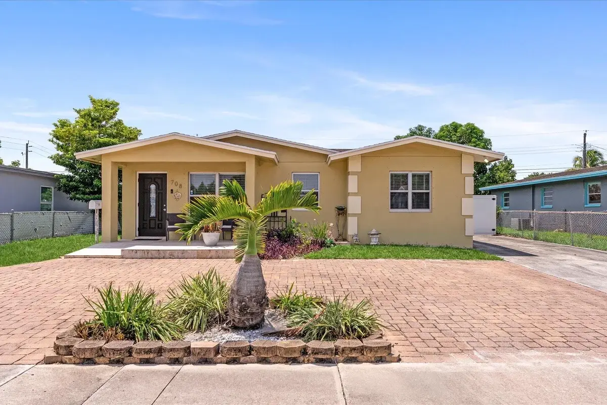 708 Hillcrest Blvd, West Palm Beach: photo 1 of 31