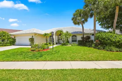 10739 Stonebridge Blvd, Boca Raton: photo 1 of 75