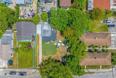2900 NW 10th Ave, Miami: photo 1 of 18