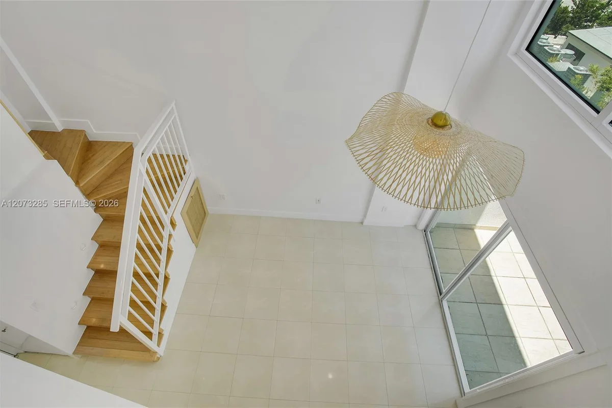 1528 Brickell Ave #211, Miami: photo 1 of 26