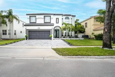 5261 SW 159th Ave, Miramar: photo 1 of 40