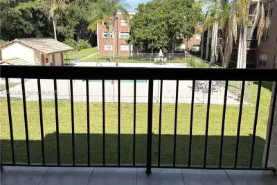 7020 Nova Dr #209D, Davie: photo 1 of 22